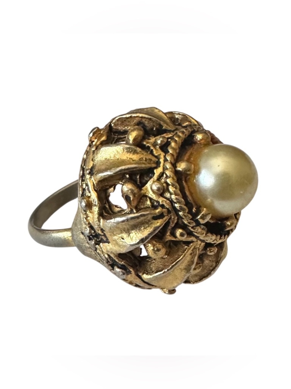 Vintage-Inspired Gold Pearl Dome Ring - Women Jewelry